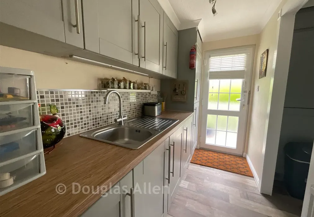 Utility Area - Hawk Hill, Battlesbridge, Wickford, Essex - Wards of Kent