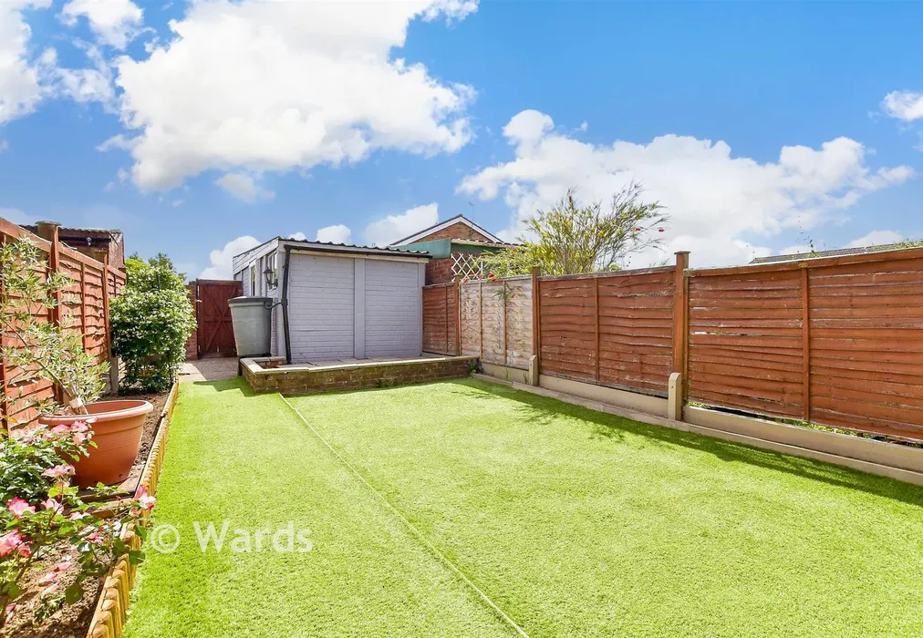 Rear Garden - Tydeman Road, Bearsted, Maidstone, Kent - Wards of Kent