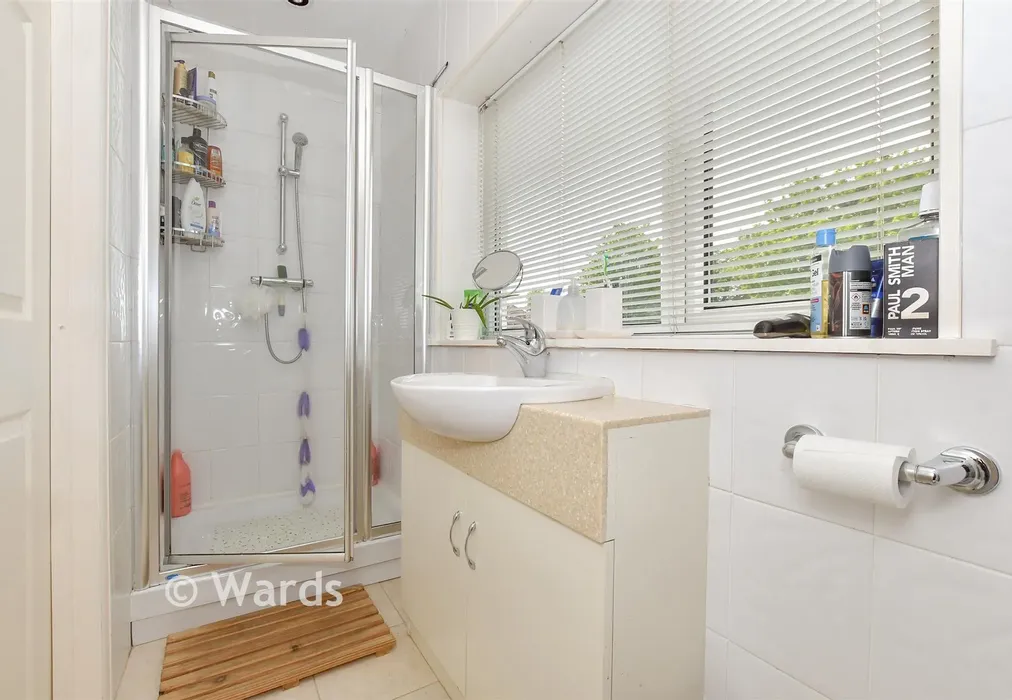 En-Suite Shower Room - Telegraph Road, Deal, Kent - Wards of Kent
