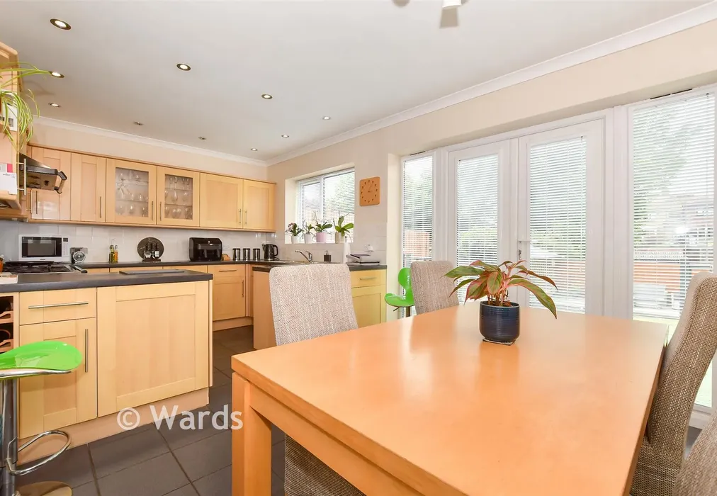 Kitchen/Diner - Telegraph Road, Deal, Kent - Wards of Kent