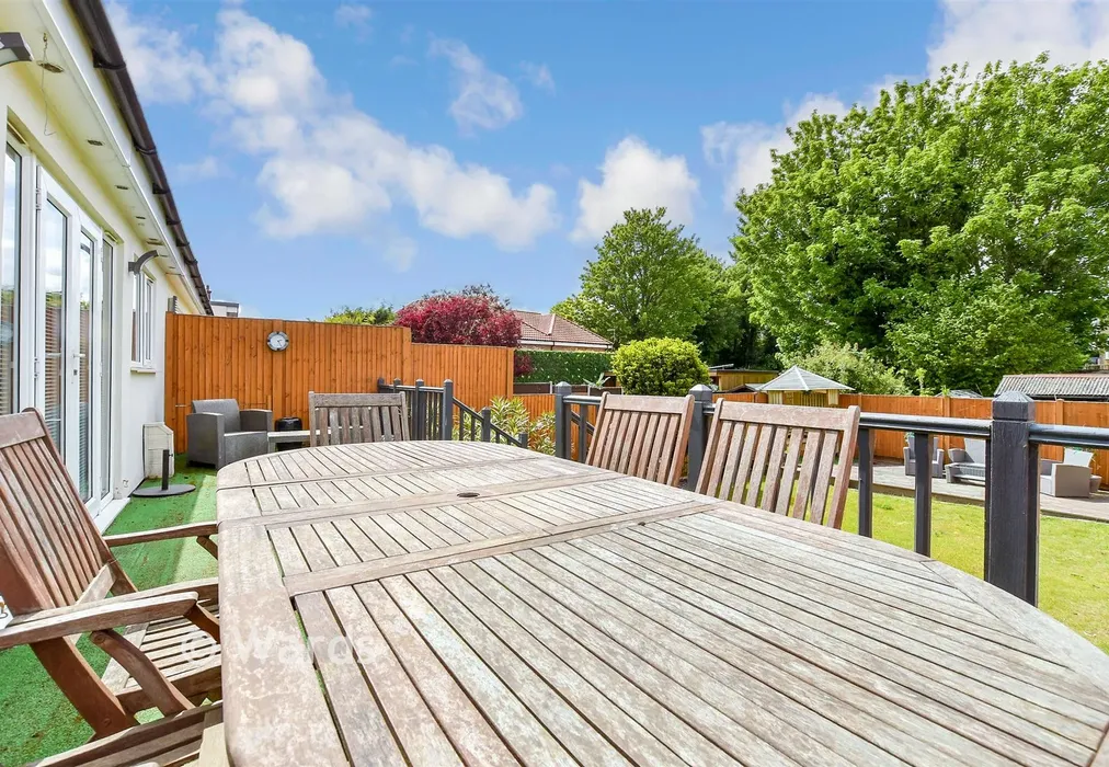 External Lifestyle Photograph - Telegraph Road, Deal, Kent - Wards of Kent