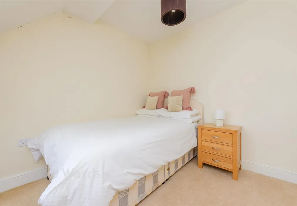 Bedroom 3 - Lower Higham Road, Chalk, Gravesend, Kent - Wards of Kent
