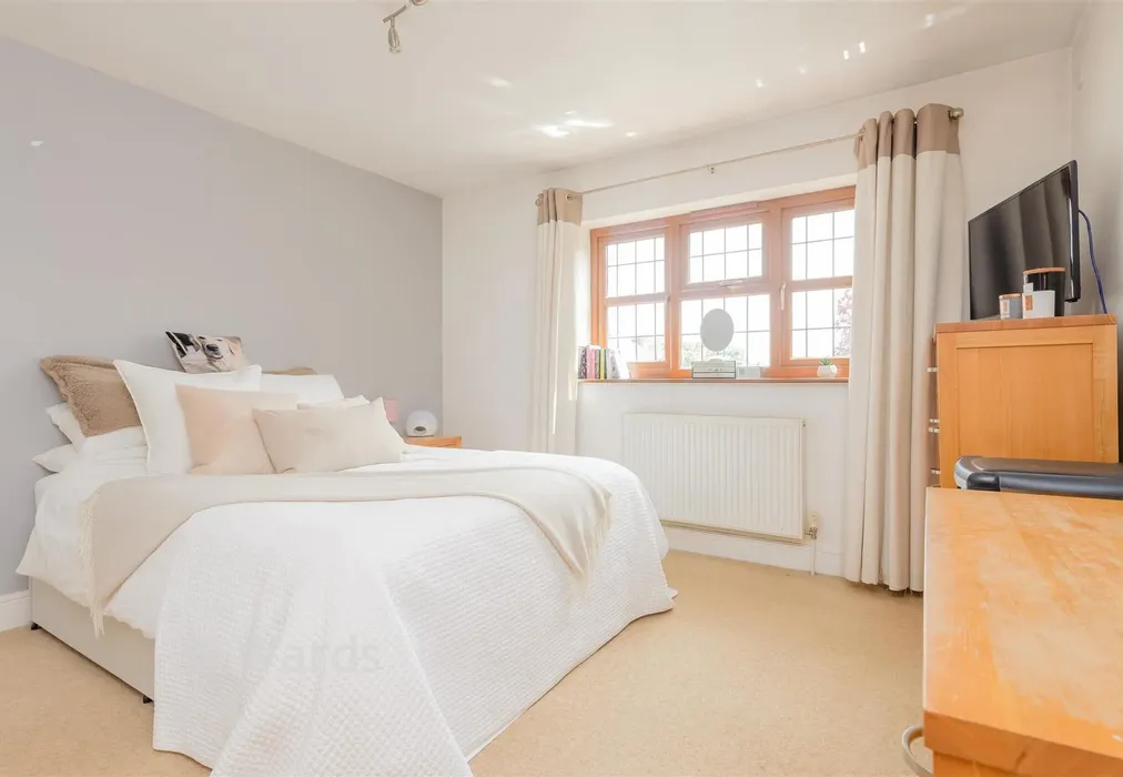 Bedroom 2 - Lower Higham Road, Chalk, Gravesend, Kent - Wards of Kent