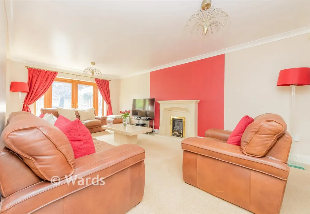 Lounge - Lower Higham Road, Chalk, Gravesend, Kent - Wards of Kent
