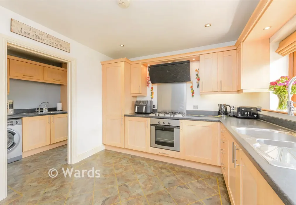 Kitchen - Lower Higham Road, Chalk, Gravesend, Kent - Wards of Kent