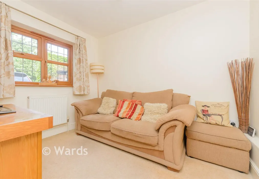 Snug - Lower Higham Road, Chalk, Gravesend, Kent - Wards of Kent