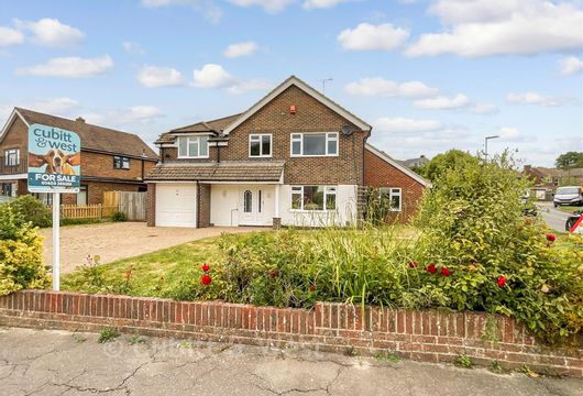 Pollards Drive, Horsham, West Sussex - Wards of Kent