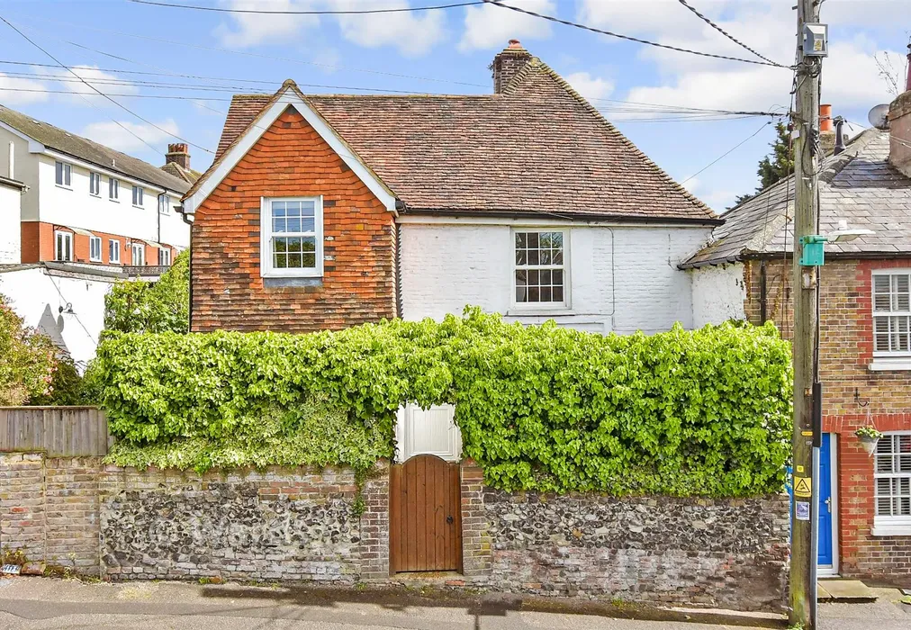Front Elevation - Mongeham Road, Deal, Kent - Wards of Kent