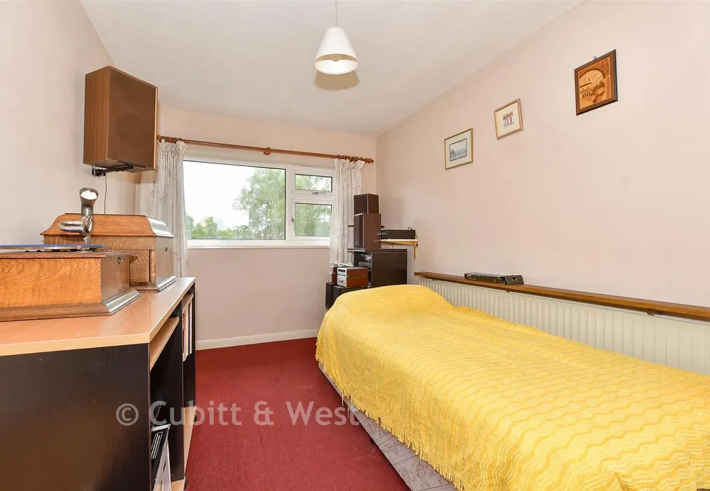Bedroom 2 - St. Leonard's Road, Horsham, West Sussex - Wards of Kent