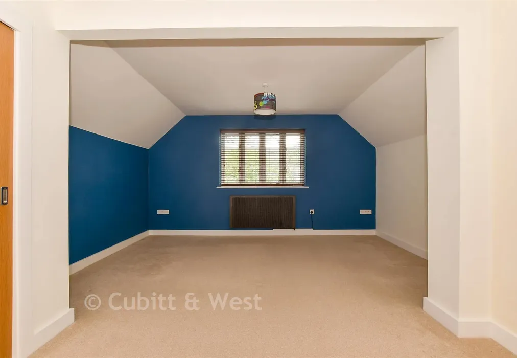 Bedroom 1 - Henfield Road, Cowfold, Horsham, West Sussex - Wards of Kent