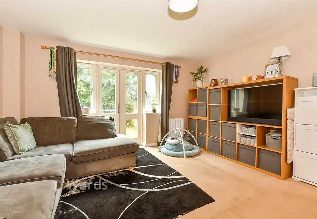 Living Room - Cruttenden Close, Tenterden, Kent - Wards of Kent