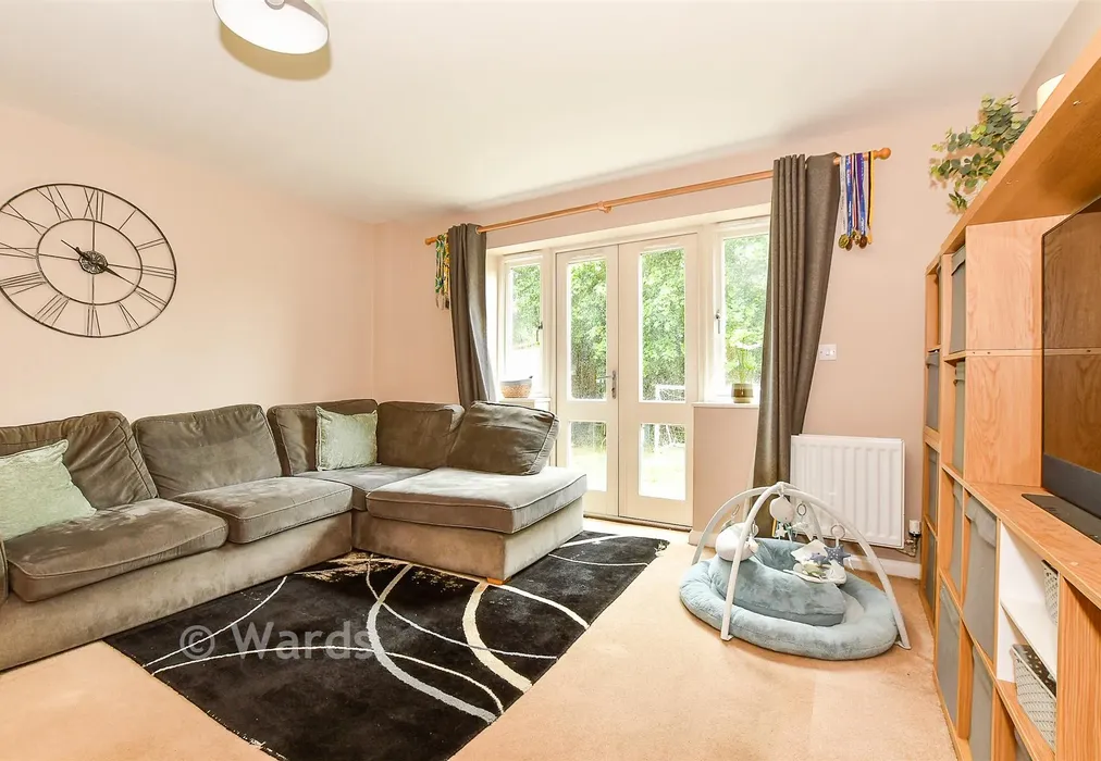 Living Room - Cruttenden Close, Tenterden, Kent - Wards of Kent
