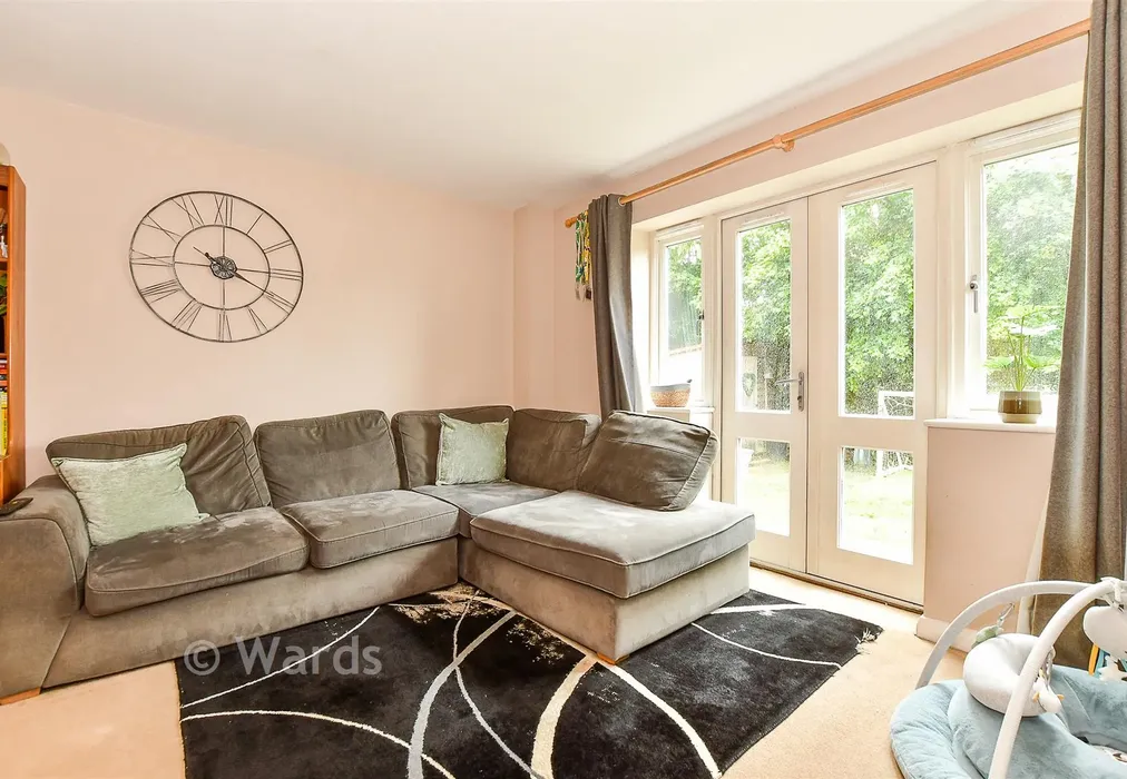 Living Room - Cruttenden Close, Tenterden, Kent - Wards of Kent