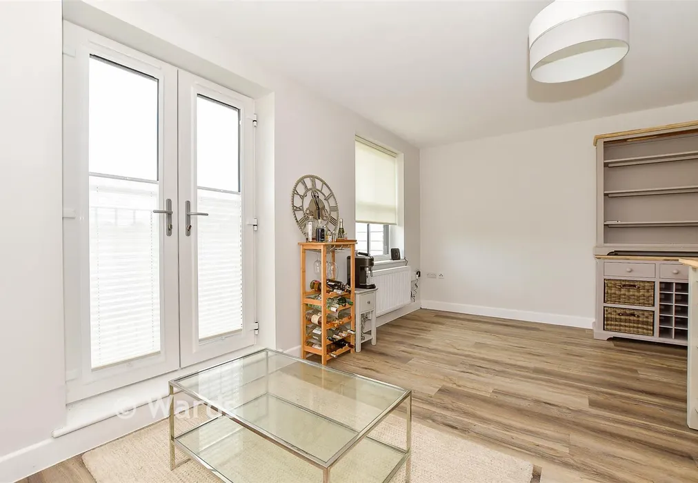 Lounge/ Kitchen - Church Road, Paddock Wood, Paddock Wood, Kent - Wards of Kent