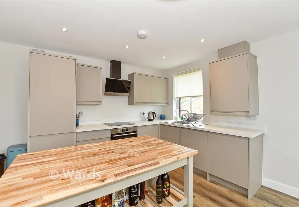 Lounge/ Kitchen - Church Road, Paddock Wood, Paddock Wood, Kent - Wards of Kent
