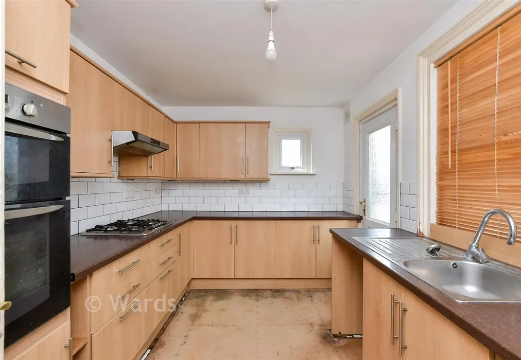 Kitchen - Walpole Road, Cliftonville, Kent - Wards of Kent