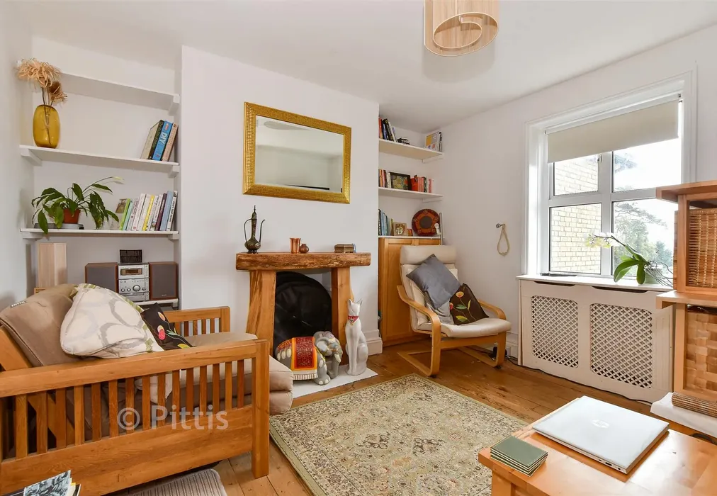 Bedroom 2 - Mitchell Avenue, Ventnor, Isle of Wight - Wards of Kent