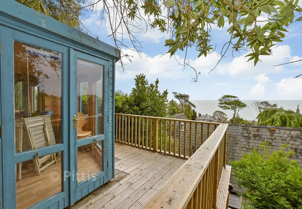 Balcony / Terrace - Mitchell Avenue, Ventnor, Isle of Wight - Wards of Kent