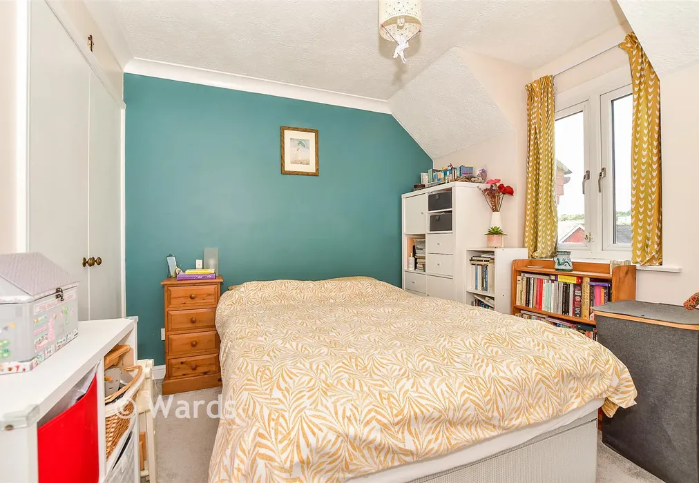 Bedroom - Douglas Road, Tonbridge, Kent - Wards of Kent