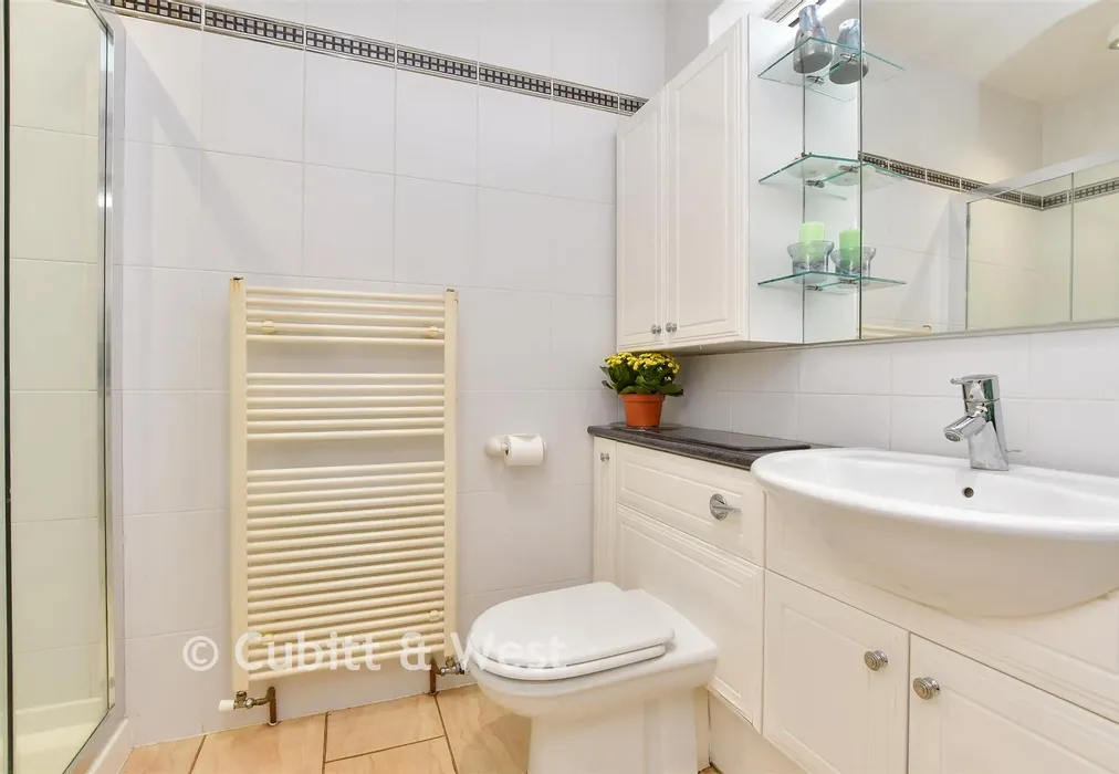 Shower Room - Beacon Way, Banstead, Surrey - Wards of Kent
