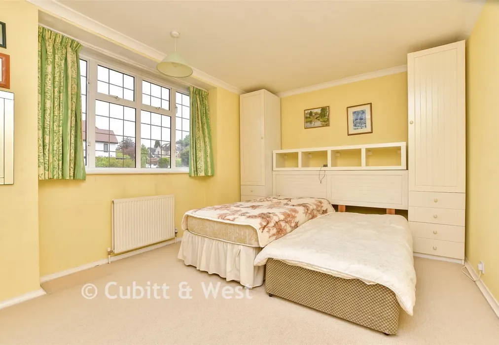 Bedroom 2 - Beacon Way, Banstead, Surrey - Wards of Kent