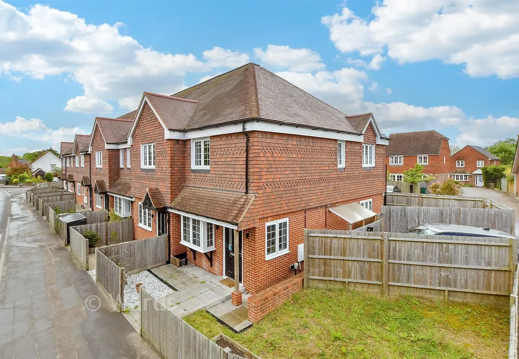 External (Web) - Bishop Close, High Halden, Ashford, Kent - Wards of Kent