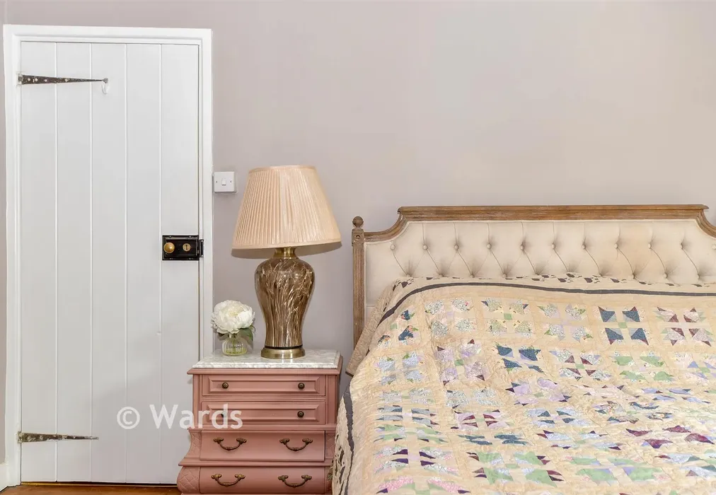 Internal Lifestyle Photograph - North Street, Biddenden, Ashford, Kent - Wards of Kent