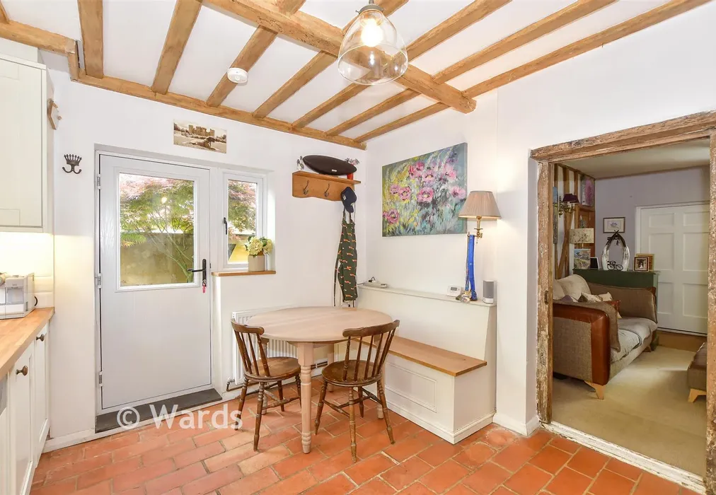 Kitchen - North Street, Biddenden, Ashford, Kent - Wards of Kent