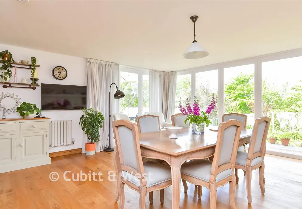 Kitchen/ Breakfast Room - Hollingbury Copse, Brighton, East Sussex - Wards of Kent