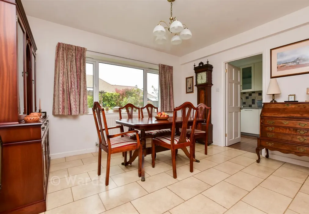 Dining Room - The Ridgeway, Broadstairs, Kent - Wards of Kent