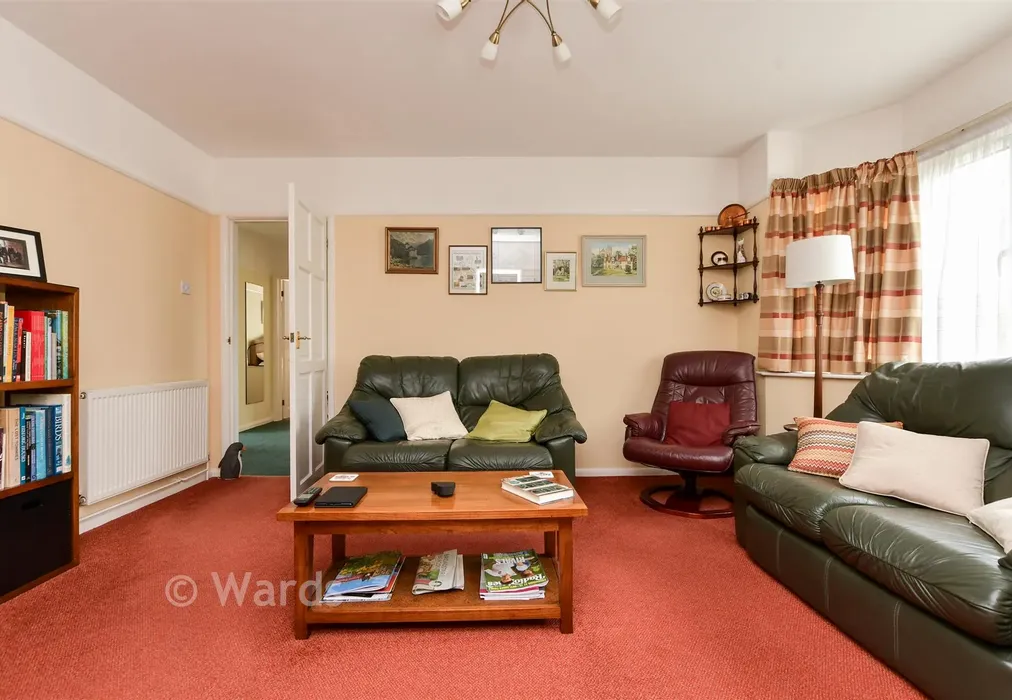 Lounge - The Ridgeway, Broadstairs, Kent - Wards of Kent