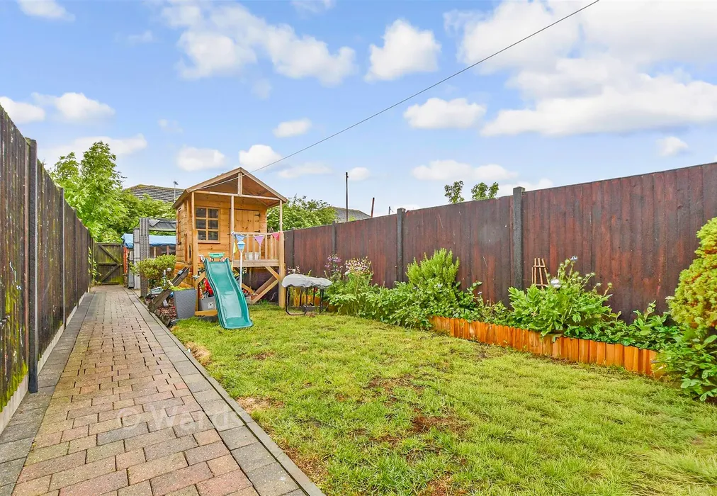 Rear Garden - Granville Road, Sheerness, Kent - Wards of Kent