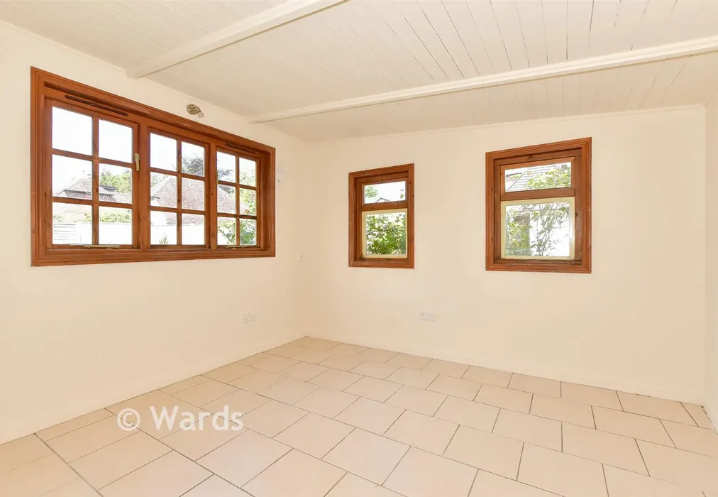 Annexe Bedroom - Monkton Road, Minster, Ramsgate, Kent - Wards of Kent