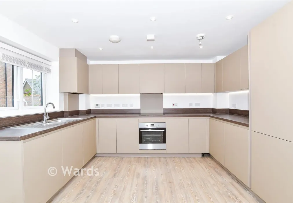 Kitchen/Diner - Alans Gardens, Yalding, Maidstone, Kent - Wards of Kent