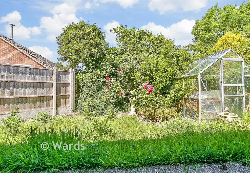 Rear Garden - Copperfields, Lydd, Romney Marsh, Kent - Wards of Kent