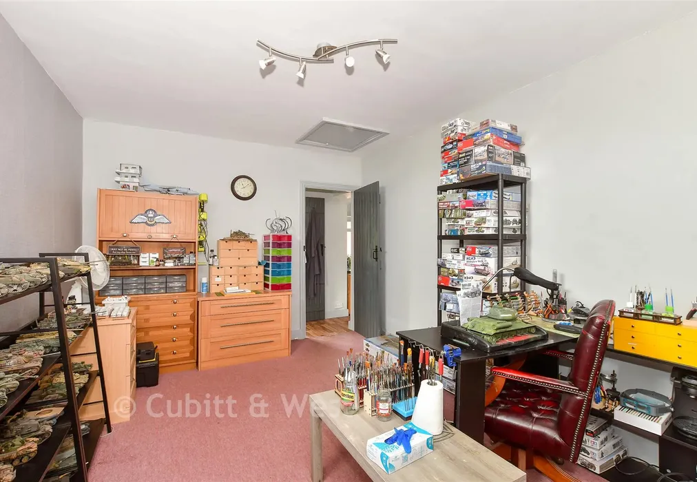 Bedroom 2 - Rotherfield Lane, Mayfield, East Sussex - Wards of Kent