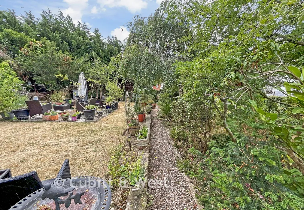 Garden - Rotherfield Lane, Mayfield, East Sussex - Wards of Kent