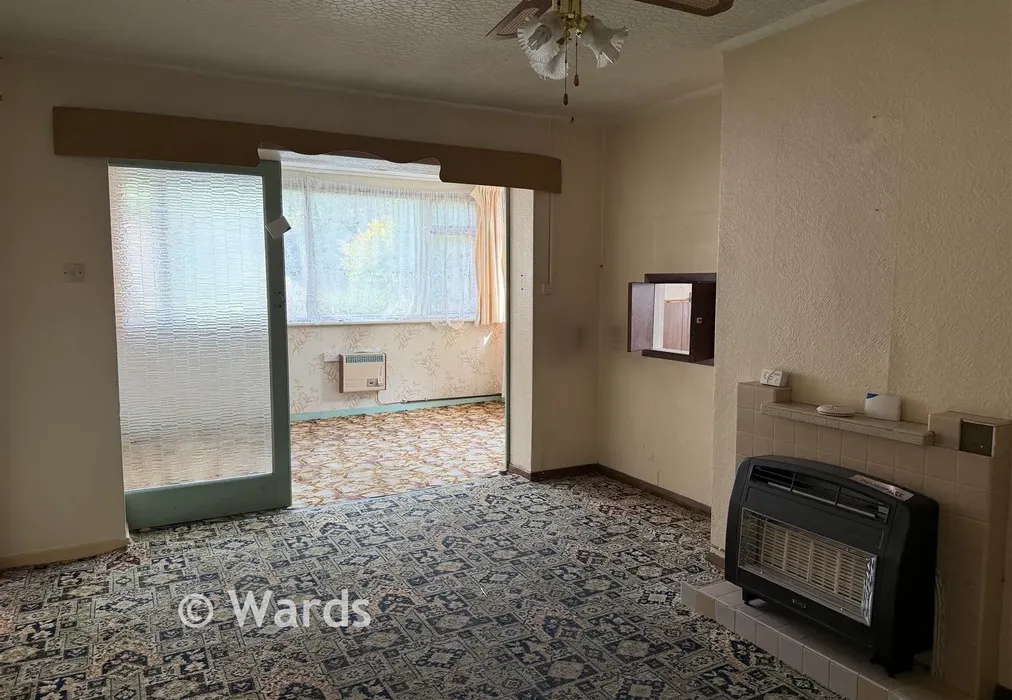 Lounge - Freemans Road, Minster, Ramsgate, Kent - Wards of Kent