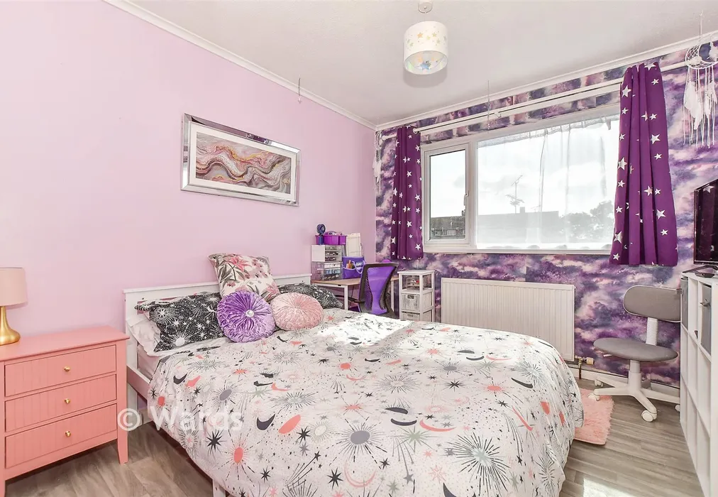 Bedroom 1 - Arcon Road, Ashford, Kent - Wards of Kent