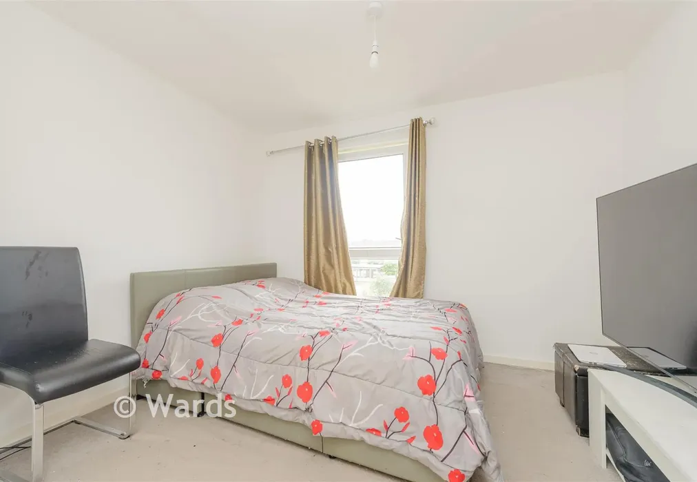 Bedroom 1 - Stones Avenue, Dartford, Kent - Wards of Kent