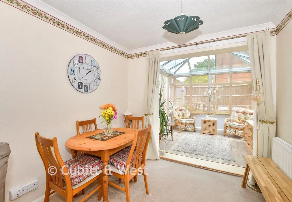 Lounge/ Dining Room - Silver Birches, Haywards Heath, West Sussex - Wards of Kent