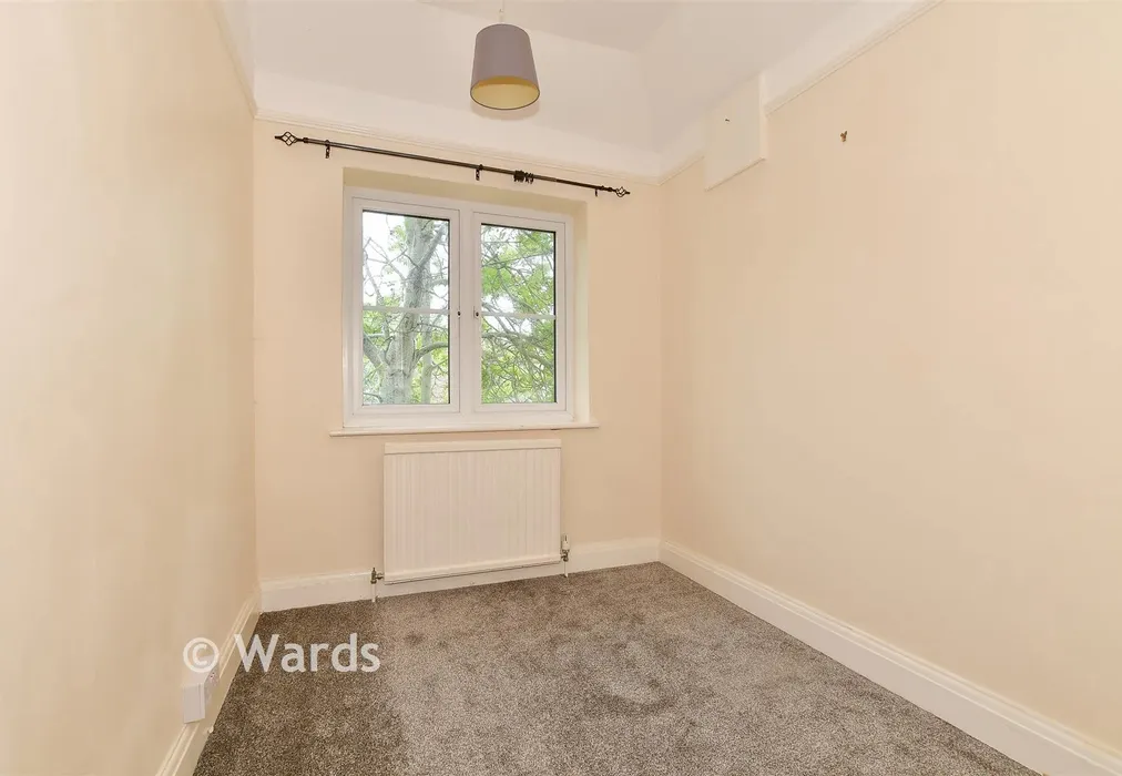 Bedroom 3 - Old Park Avenue, Canterbury, Kent - Wards of Kent