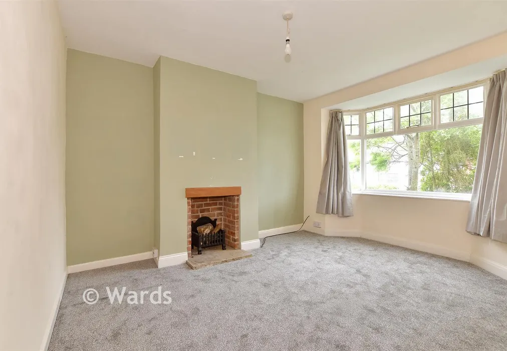 Lounge - Old Park Avenue, Canterbury, Kent - Wards of Kent