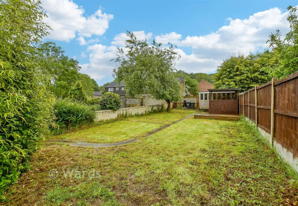 Rear Garden - Old Park Avenue, Canterbury, Kent - Wards of Kent