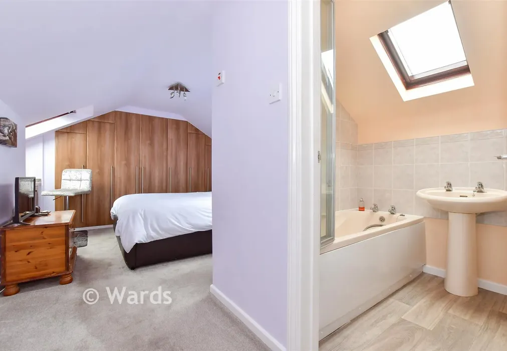 Internal Lifestyle Photograph - Hogben Close, Lyminge, Folkestone, Kent - Wards of Kent