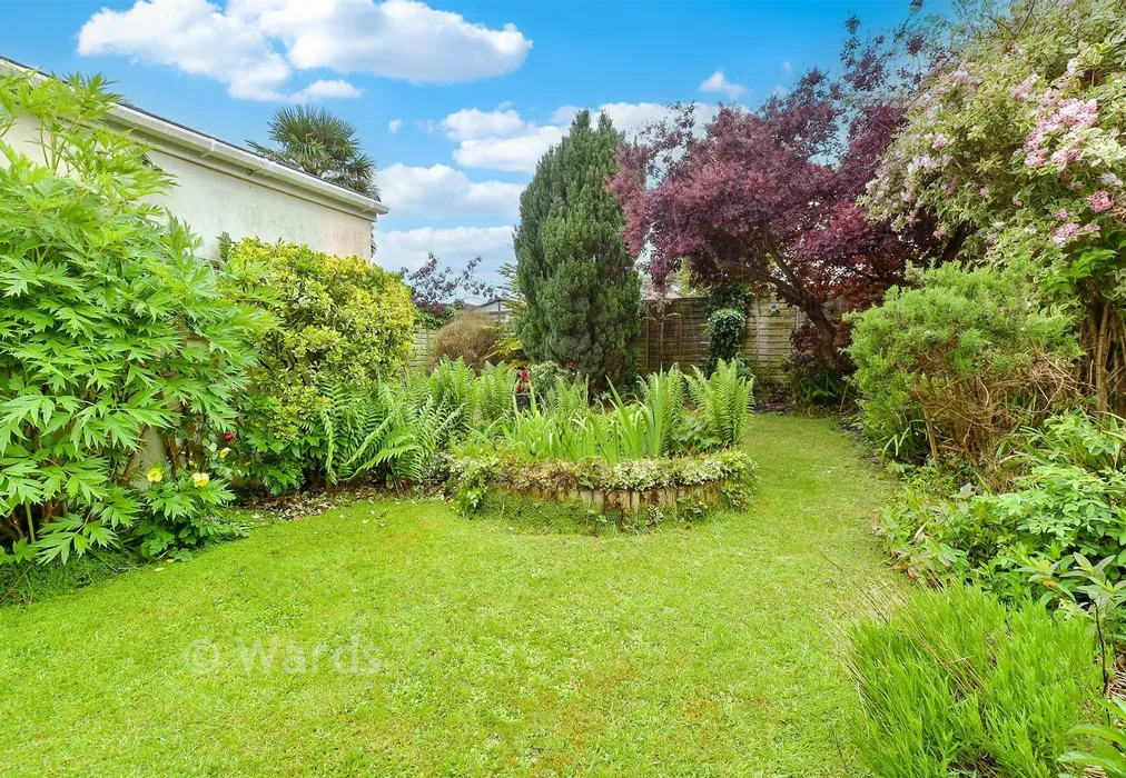 Rear Garden - Hogben Close, Lyminge, Folkestone, Kent - Wards of Kent