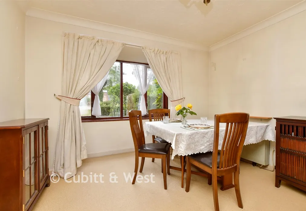 Lounge - St. James Road, Sutton, Surrey - Wards of Kent