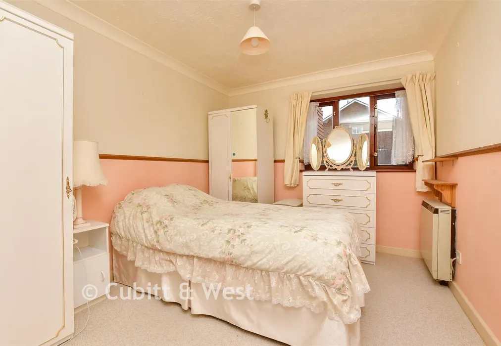 Bedroom - St. James Road, Sutton, Surrey - Wards of Kent