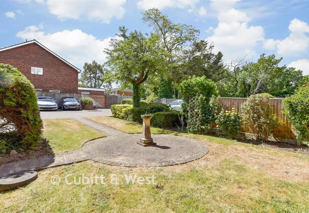 Communal Gardens - St. James Road, Sutton, Surrey - Wards of Kent