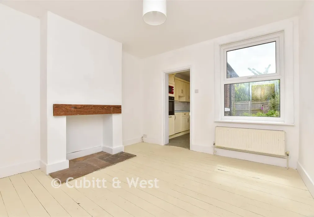 Dining Room - Alpine Road, Redhill, Surrey - Wards of Kent